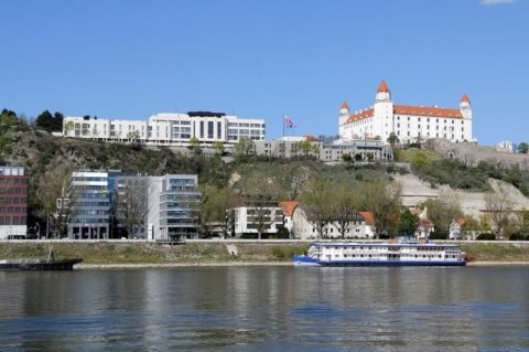 Bydlení na Slovensku ve třetím čtvrtletí zdražilo na nový rekord